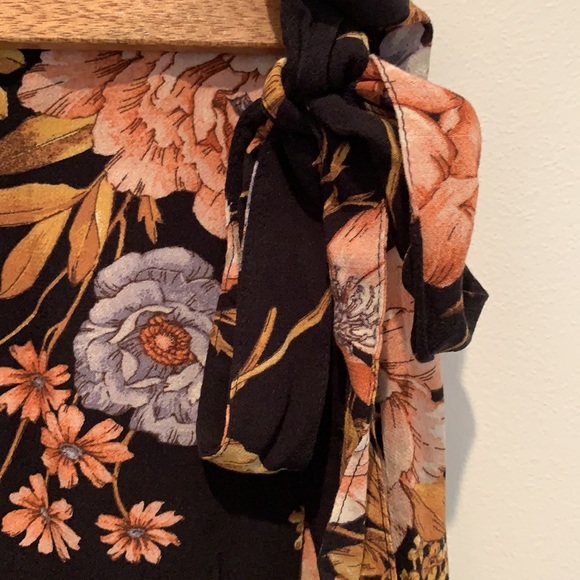 American Eagle Outfitters mini wrap skirt - Picture 2 of 3